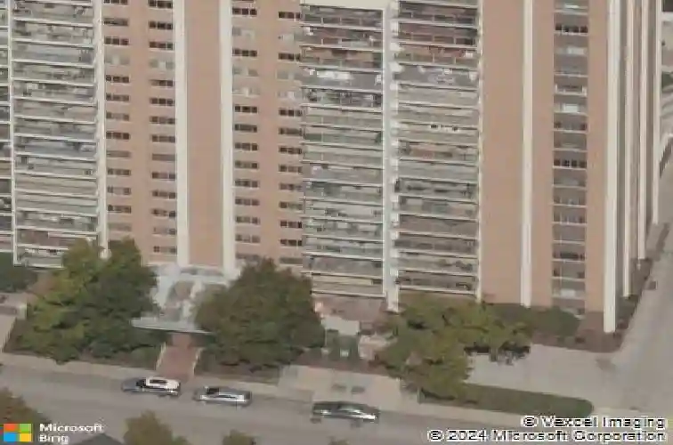 121 w 48th st #1504
                                ,Unit Apt 1504, kansas city,  MO 64112