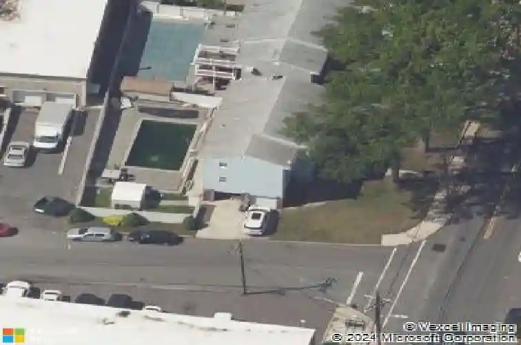 305 phillips ave, south hackensack,  NJ 07606