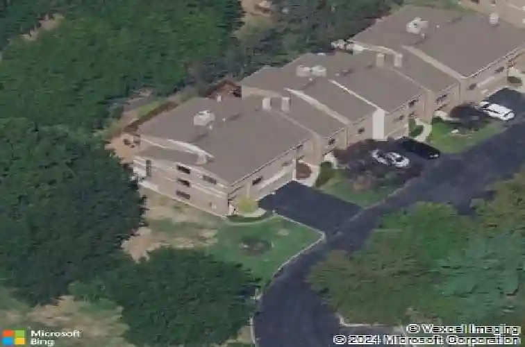 84 windsor cir, township of washington,  NJ 07676