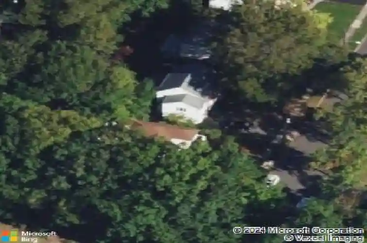 1076 bromley ave, teaneck,  NJ 07666