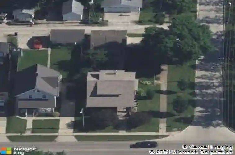 1602 1st ave nw, cedar rapids,  IA 52405