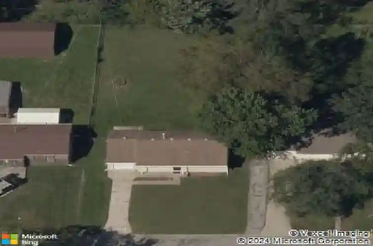 2004 ne 54th st, kansas city,  MO 64118