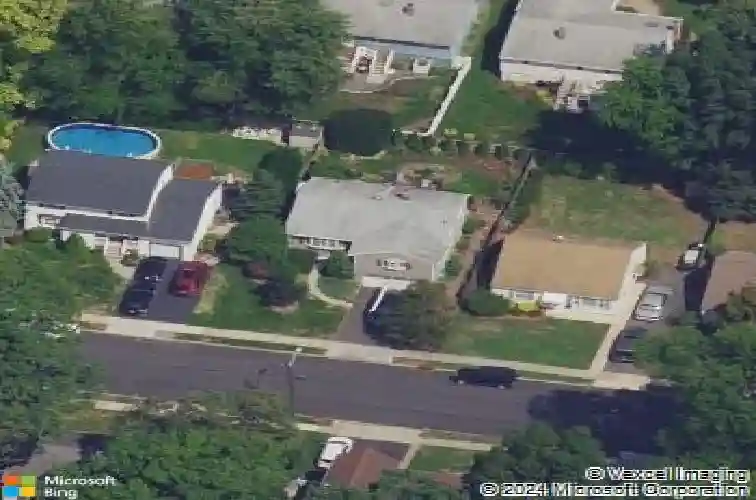 63 moore ave, waldwick,  NJ 07463