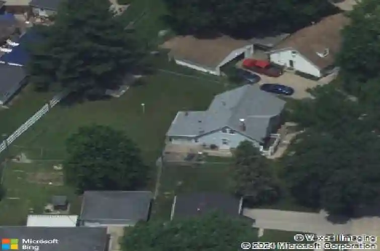 130 clover dr sw, cedar rapids,  IA 52404