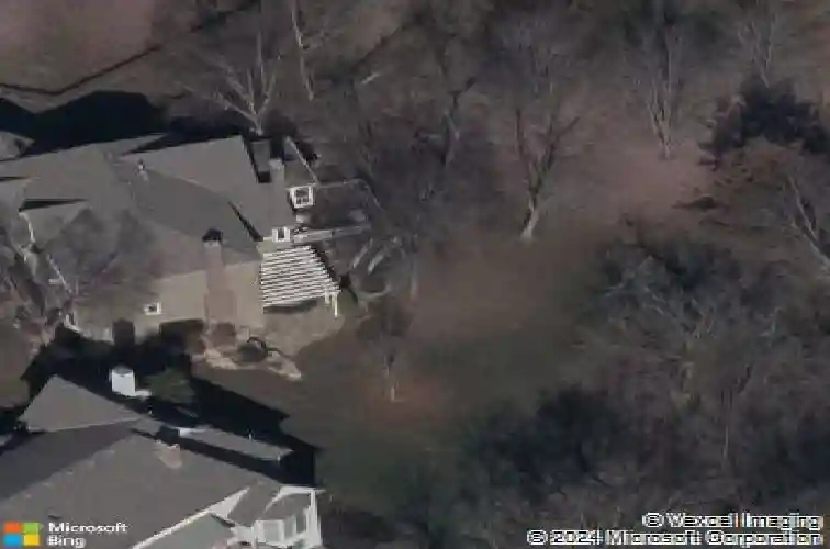 2400 sw wintercreek ct, lees summit,  MO 64081