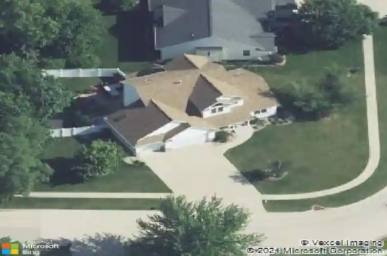 1820 agate cir, marion,  IA 52302