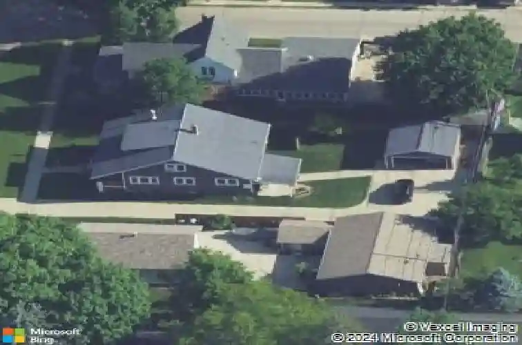 1177 10th st, marion,  IA 52302