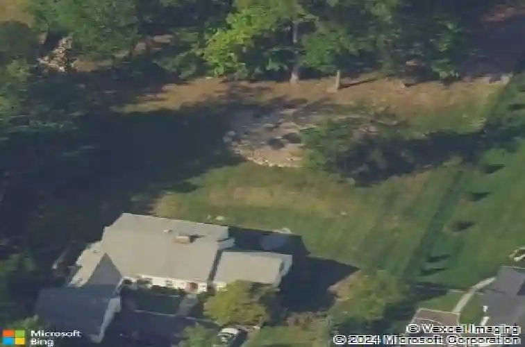 17 holly dr, upper saddle river,  NJ 07458