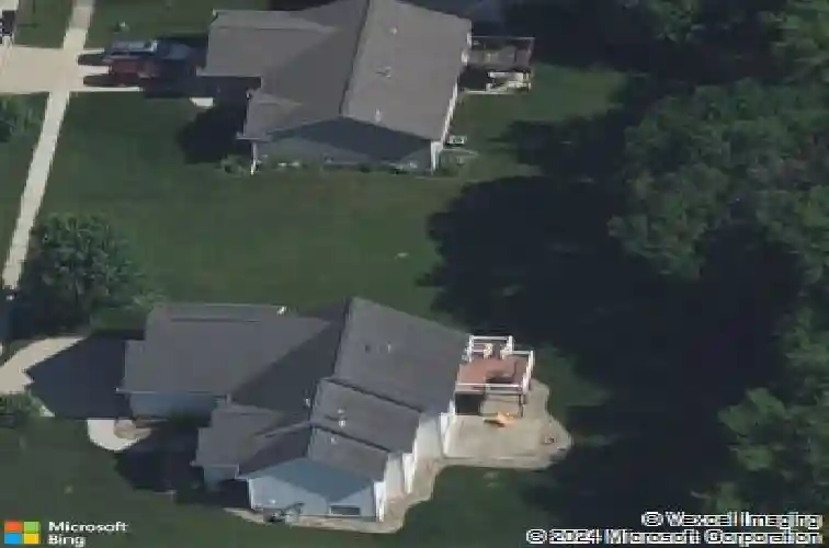 5924 gibson dr ne, cedar rapids,  IA 52411