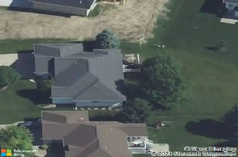 2570 silver oak trl, marion,  IA 52302