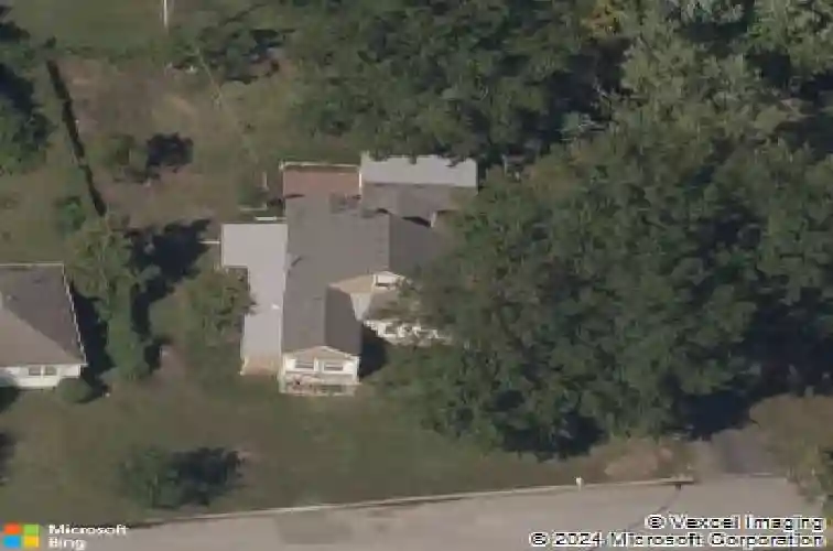 1008 w 100th ter, kansas city,  MO 64114