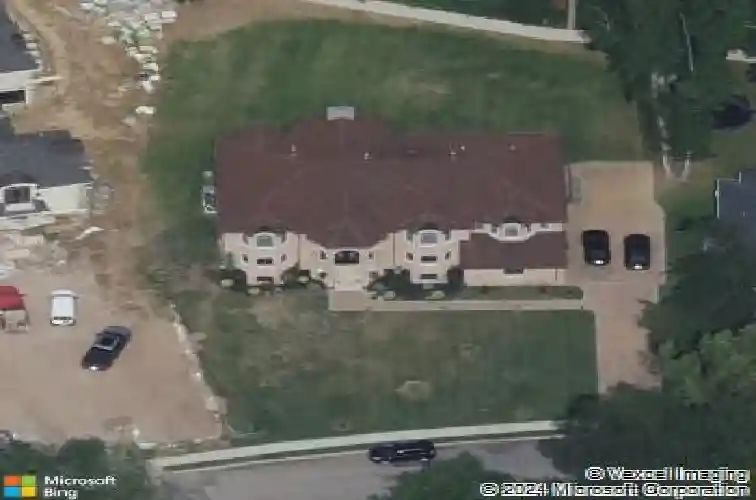 5 sipporta ln, paramus,  NJ 07652