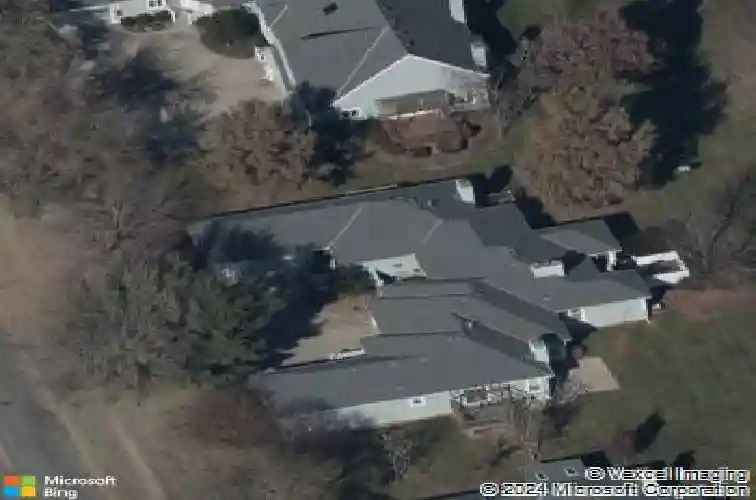 352 sw raintree dr, lees summit,  MO 64082