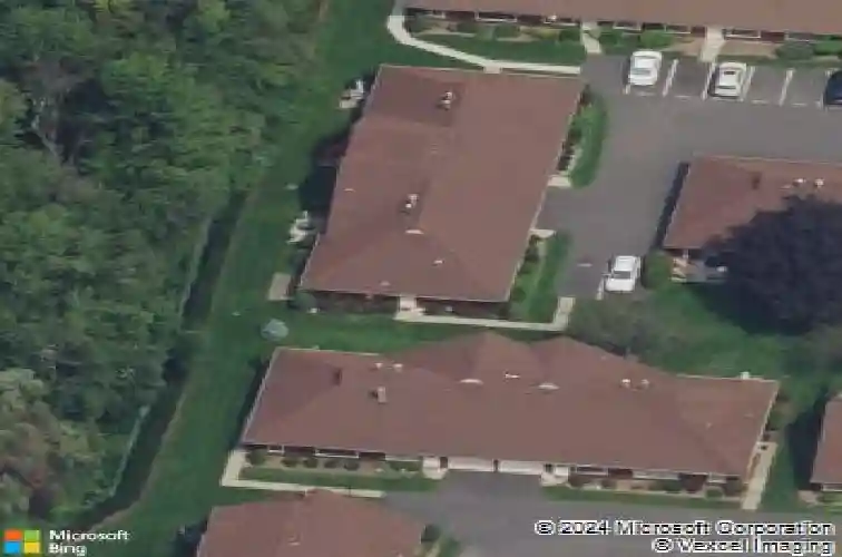 19-1 tamaron dr, waldwick,  NJ 07463