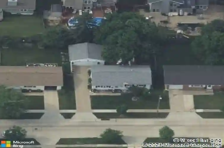 4700 midway dr nw, cedar rapids,  IA 52405