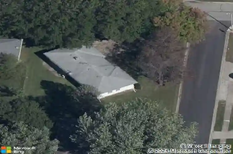 512 nw lakeview rd, blue springs,  MO 64014