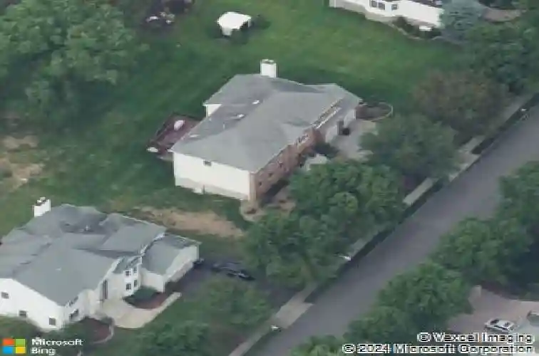 313 cardinal pl, paramus,  NJ 07652