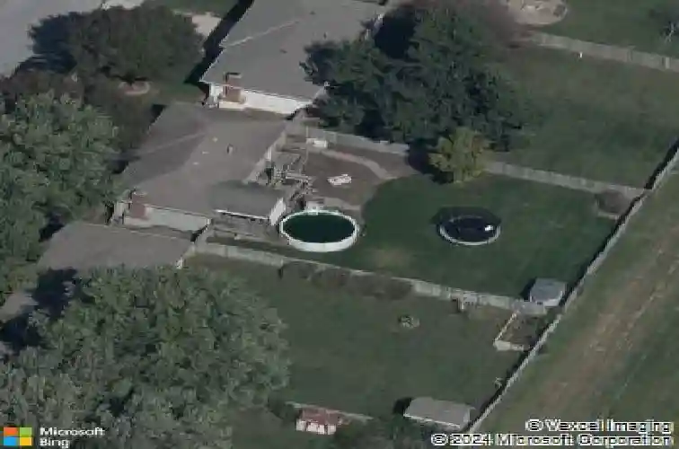 1300 se piccadilly st, blue springs,  MO 64014