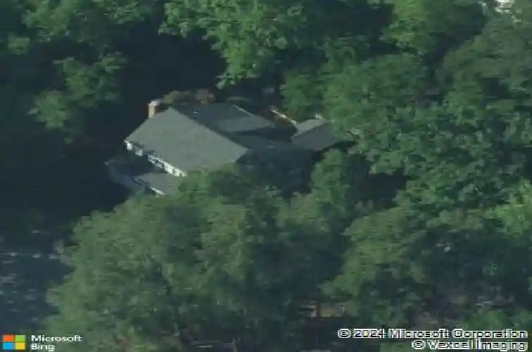 16 lake ct, columbia,  SC 29206