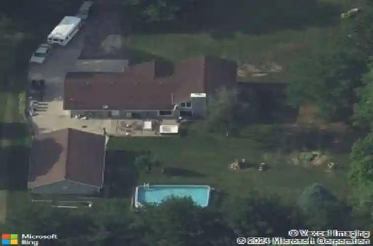 6301 hillcrest rd, cedar rapids,  IA 52404