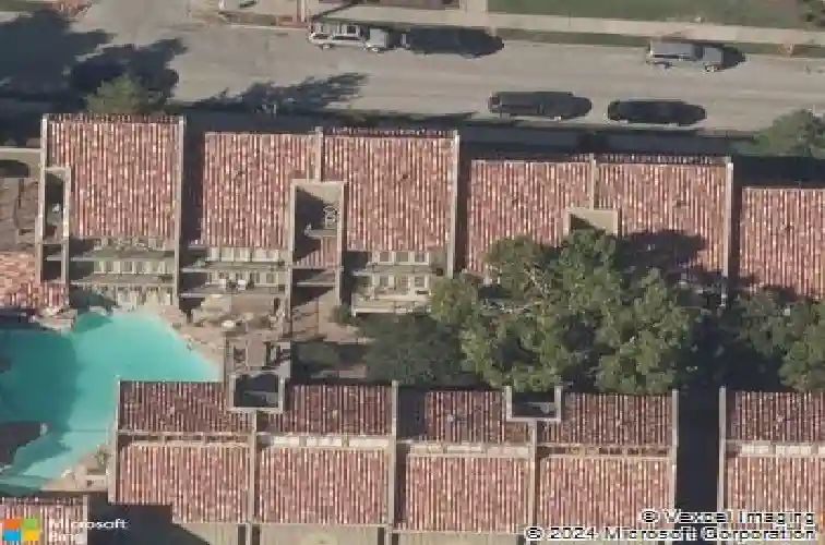 1111 w 46th st #53
                                ,Unit Apt 53, kansas city,  MO 64112