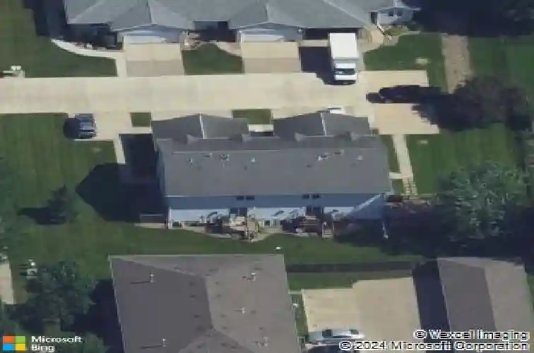 3415 queen dr sw #d
                                ,Unit Unit D, cedar rapids,  IA 52404