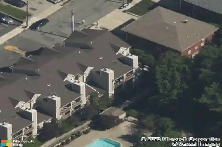 592 windsor dr, palisades park,  NJ 07650