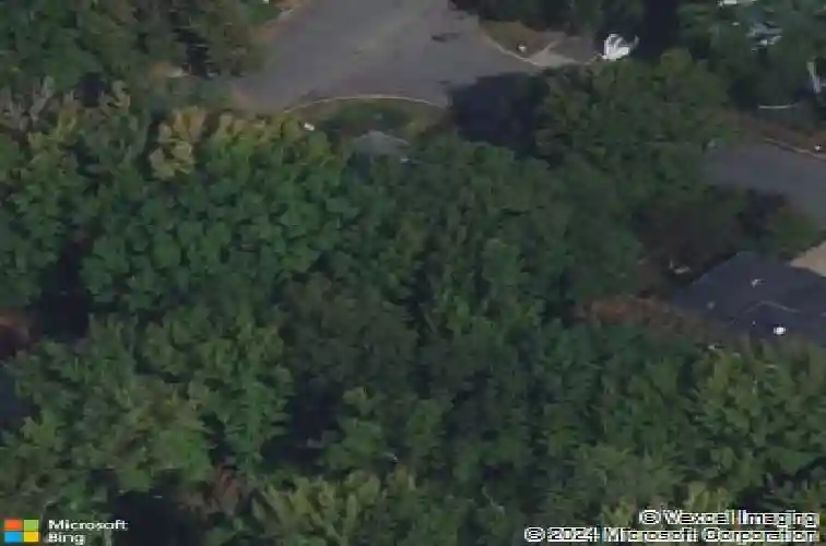 24 edgewood st, tenafly,  NJ 07670