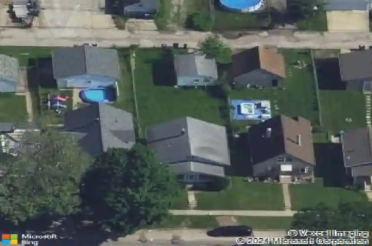 1722 b ave nw, cedar rapids,  IA 52405