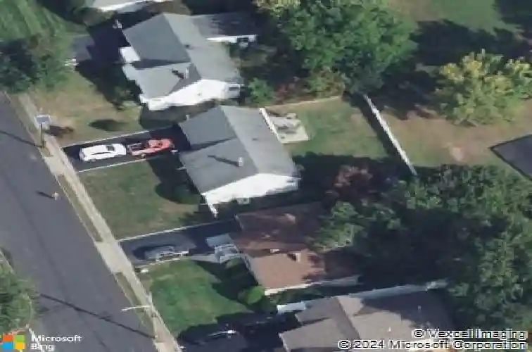 17-08 elliott ter, fair lawn,  NJ 07410