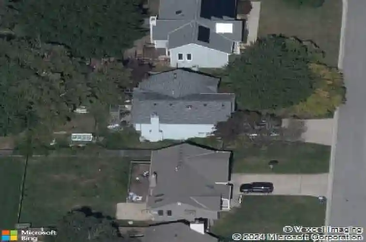 2504 ne dale hunter trl, lees summit,  MO 64086