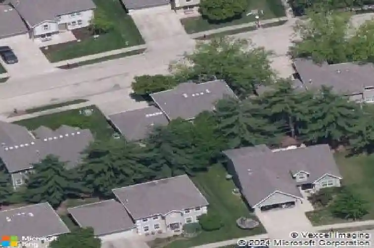 408 n village cir, columbia,  MO 65203