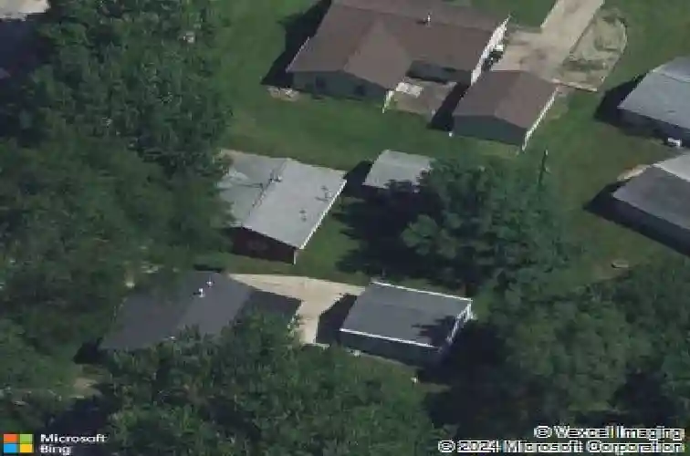 3630 oakland rd ne, cedar rapids,  IA 52402