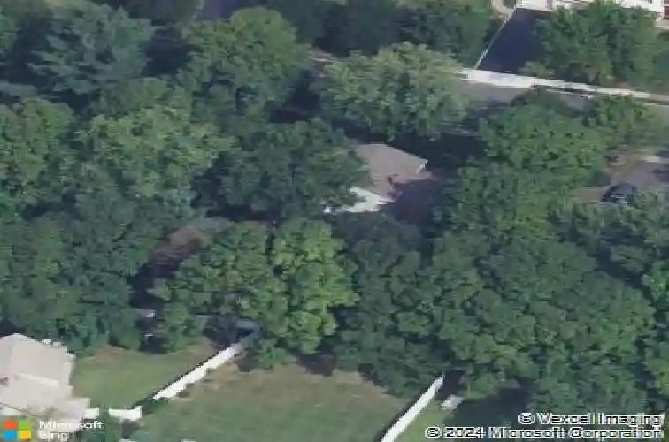 42 kramer dr, paramus,  NJ 07652