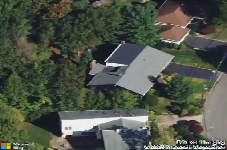 14 roberts, englewood cliffs,  NJ 07632