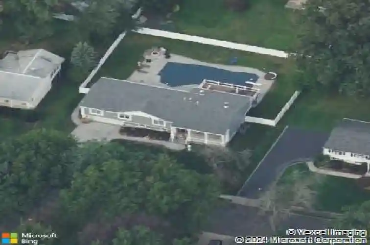 277 columbia ter, paramus,  NJ 07652