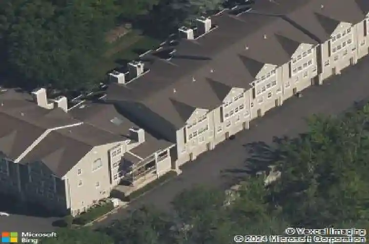 548 windsor dr, palisades park,  NJ 07650