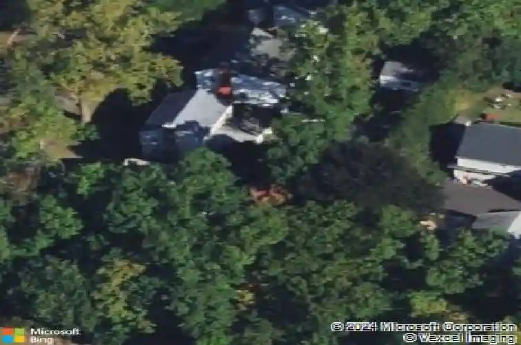 1073 bromley ave, teaneck,  NJ 07666