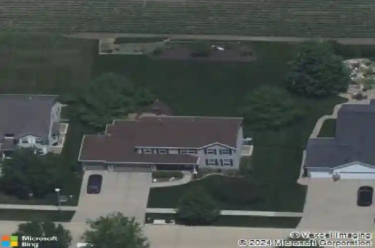 7410 sandhurst dr nw, cedar rapids,  IA 52405