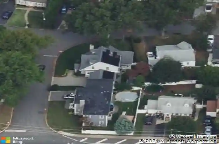 3 surrey ln, bergenfield,  NJ 07621