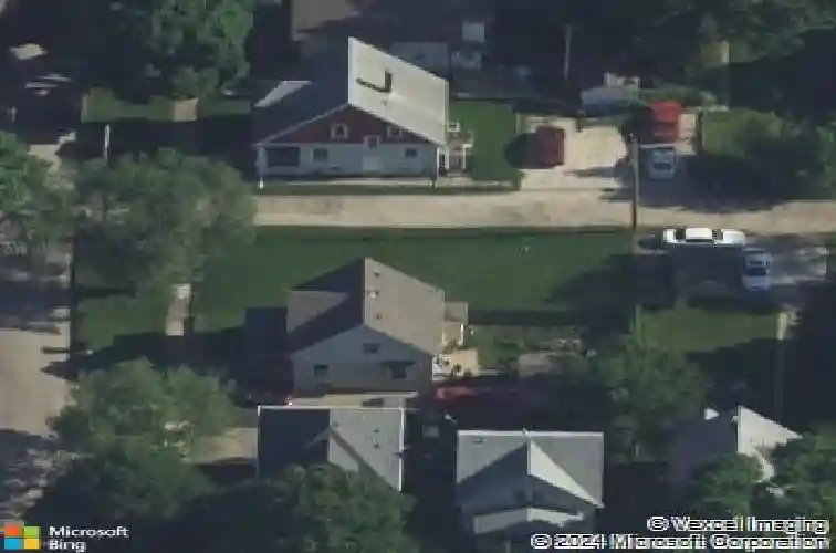 515 9th st nw, cedar rapids,  IA 52405