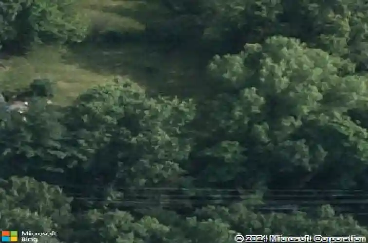 2102 cottage grove mdws se, cedar rapids,  IA 52403