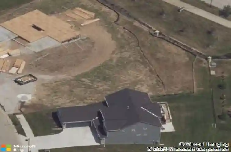 8109 n sycamore ave, kansas city,  MO 64158