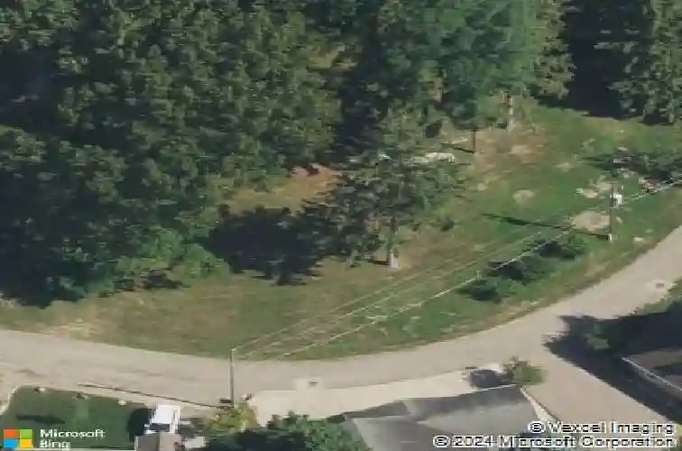 51502 summit st, paw paw,  MI 49079