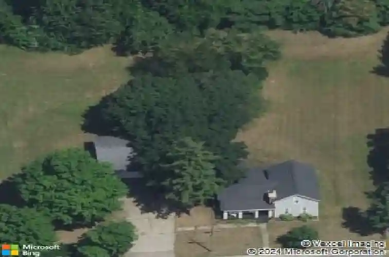 727 e 2nd st, lawton,  MI 49065