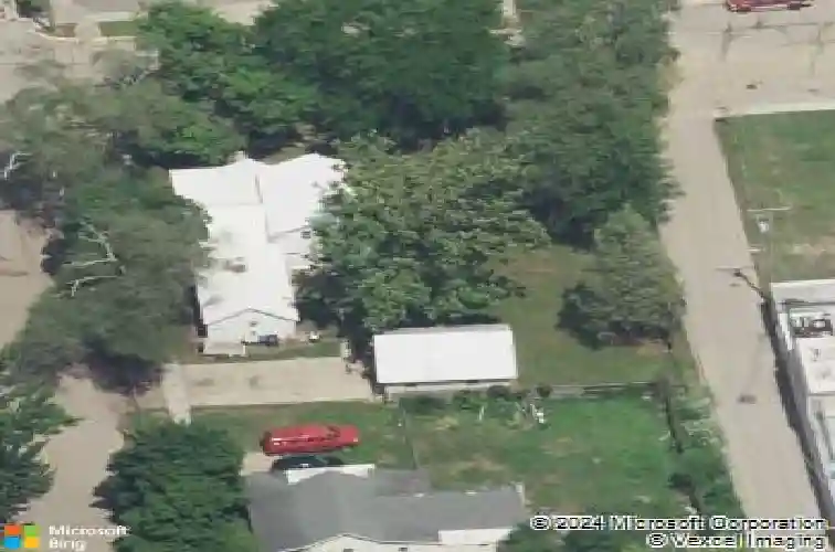 120 union st, lawton,  MI 49065