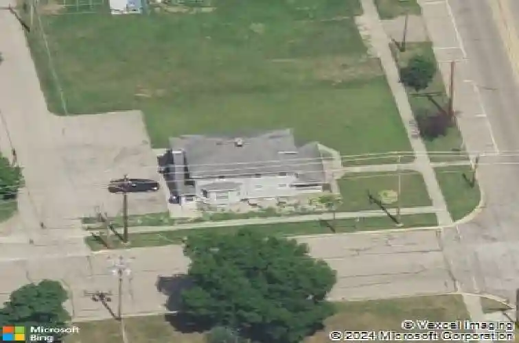 128 s main st, lawton,  MI 49065