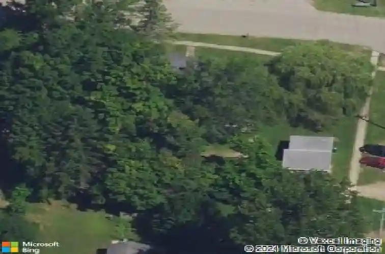 510 cedar st, paw paw,  MI 49079