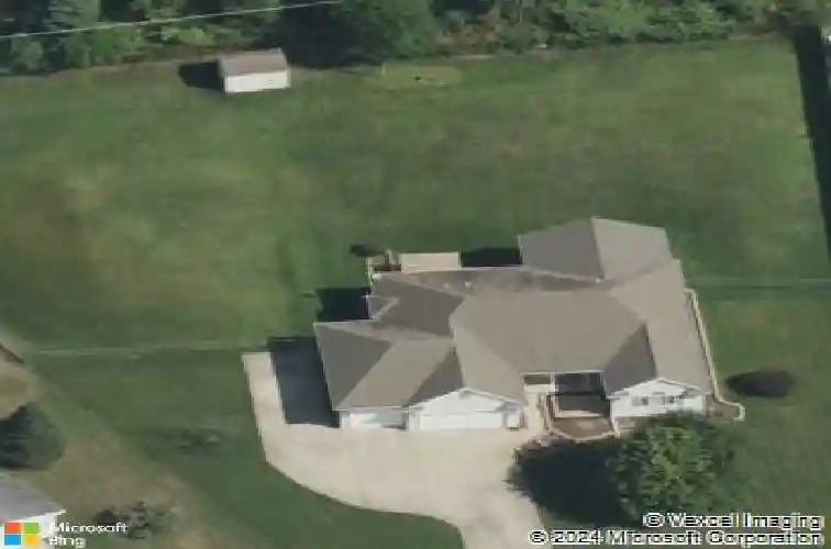 53126 ridgeview cir, paw paw,  MI 49079