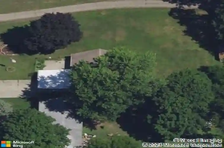 214 fairfield dr, paw paw,  MI 49079